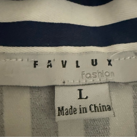 Cropped Striped Jacket by Favlux - Size Large - NWT - Picture 4 of 4